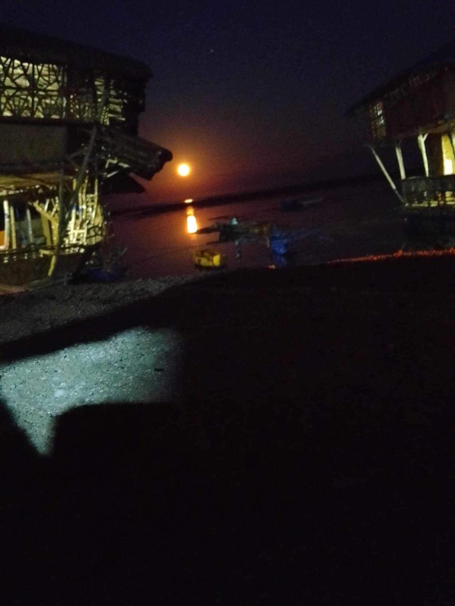 Bamboo Nest Beachfront Пуэрто-Принцеса Экстерьер фото